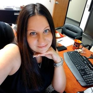 Meet your Posher, Tina